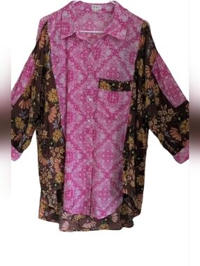 POL, Like NEW! Pink and Brown Floral Women's Beautiful Top, Oversized..